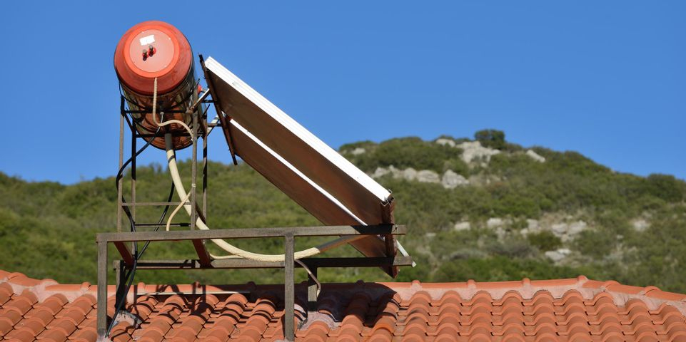 3 Myths About Solar Water Heaters Diamond Head Plumbing Inc 