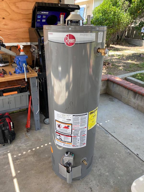 40 Gals Water Heater For Sale In Chula Vista CA OfferUp