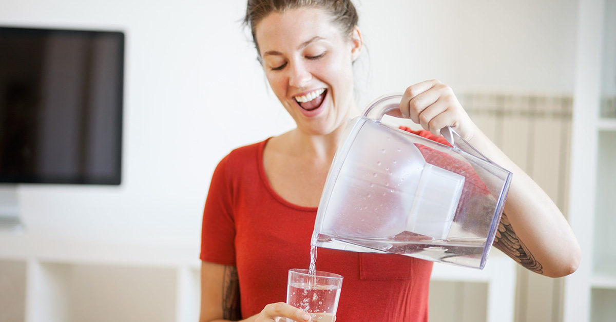 Drinking From The Tap Vs Brita Are Water Filter Pitchers Actually Better