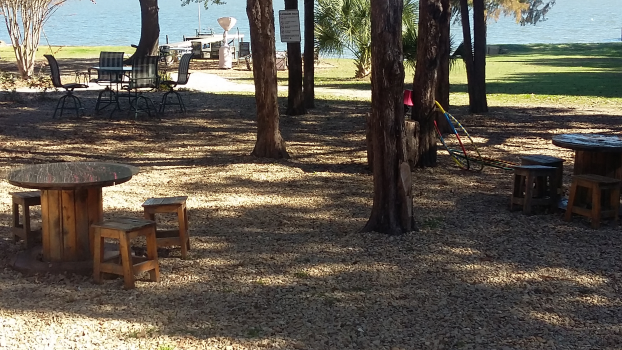 Rambling RV s Cedar Creek Lake