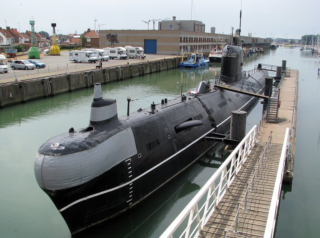 Russian Submarine U 480 Foxtrot Type 641 View On Black B Flickr