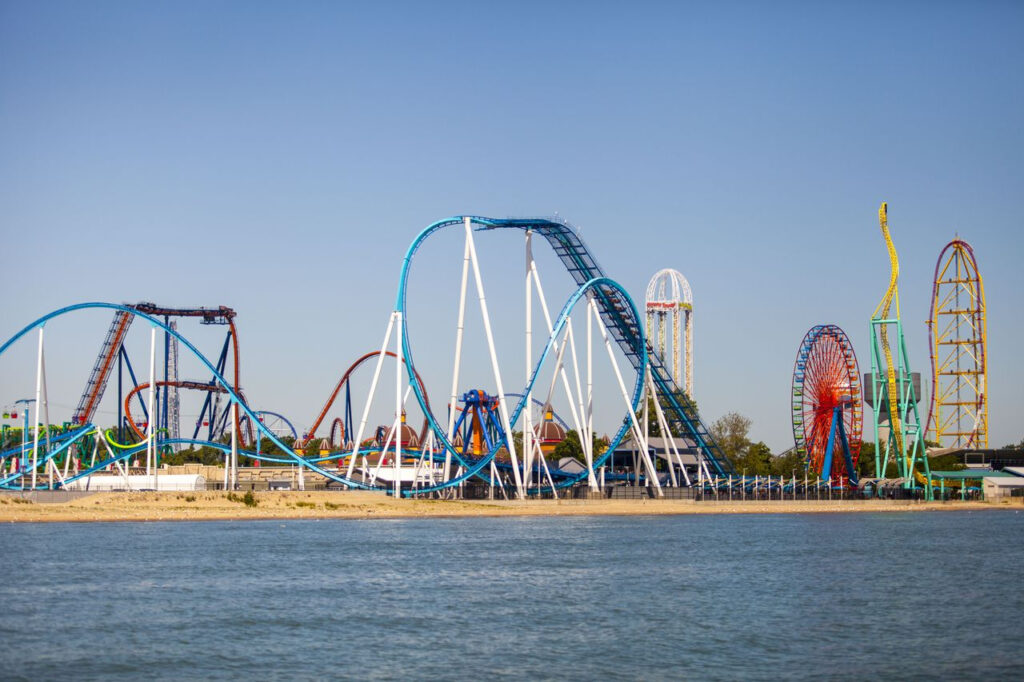 Cedar Fair Recommits To Sandusky Agrees To 100 Million In City 