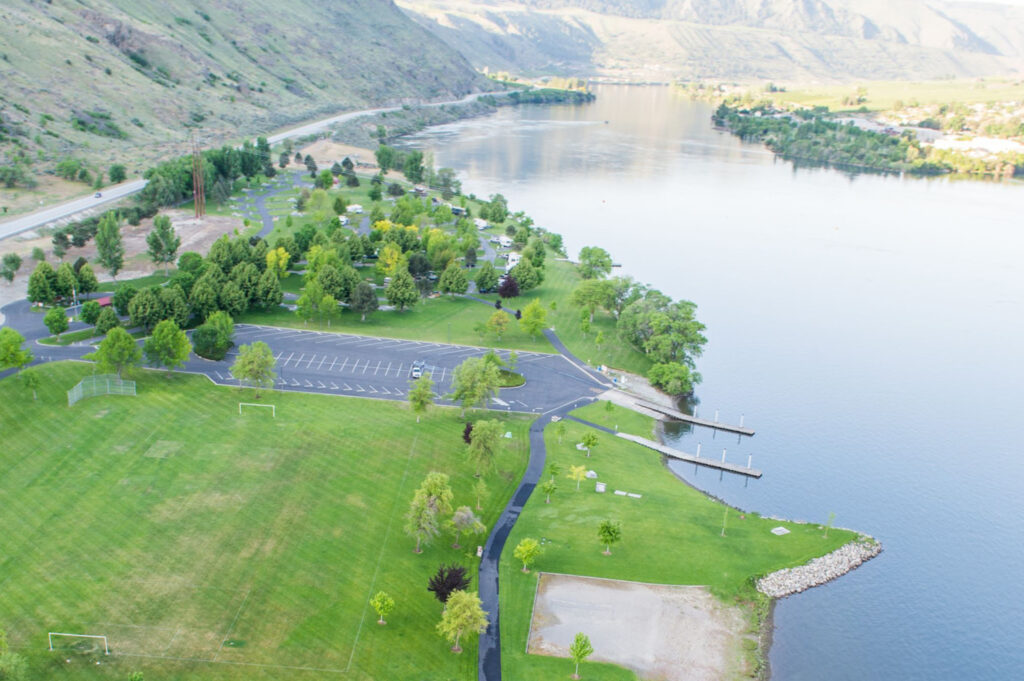 Ditch The Crowds 5 Secret Spots In Lake Chelan Lake Chelan Chamber 