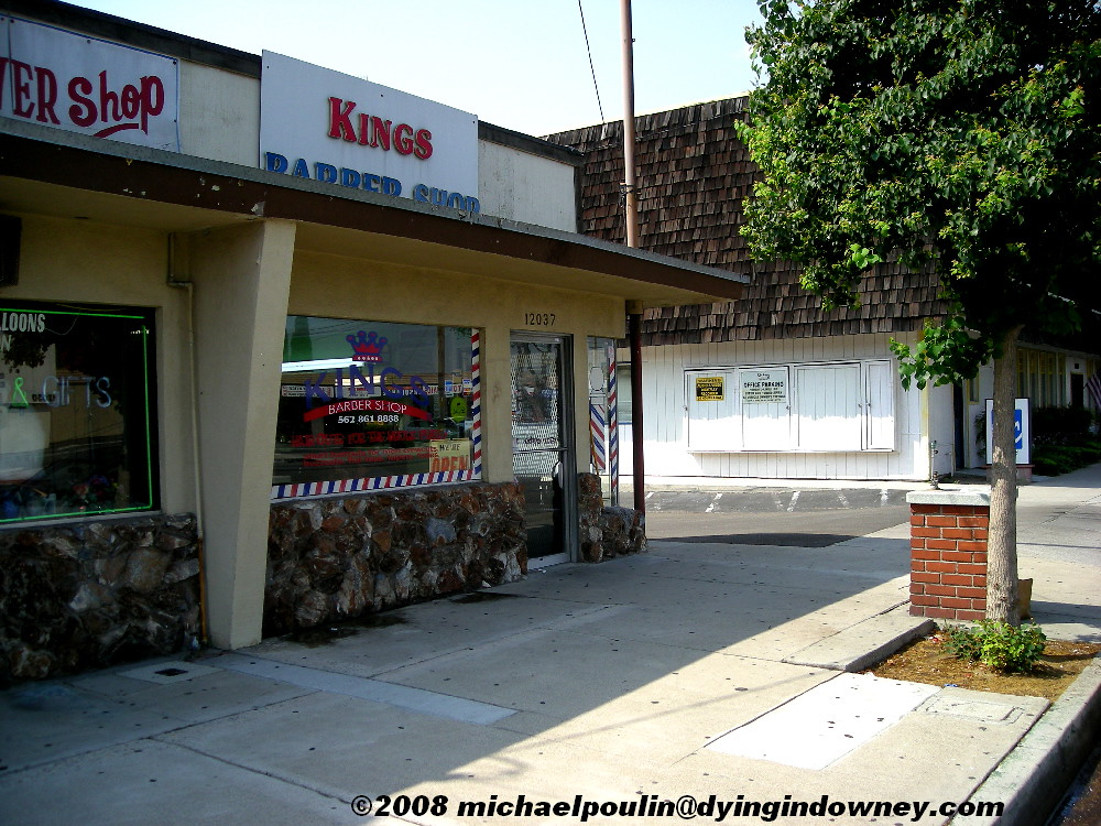 Odd Place To Put A Water Fountain City Of Downey Californ Flickr